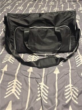 Black Travel Duffel Bag with Shoulder Strap